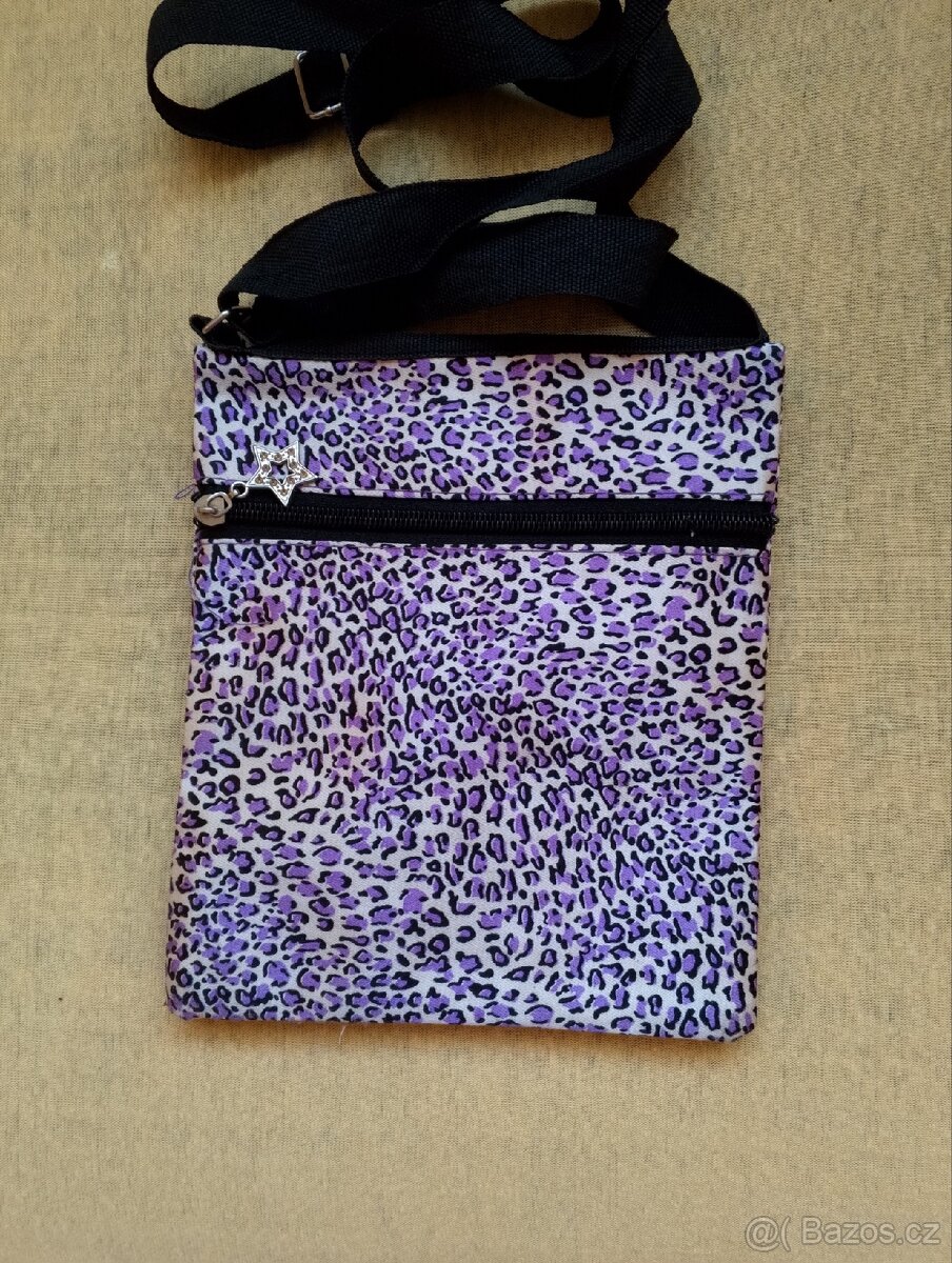 Dívčí kabelka. - 2