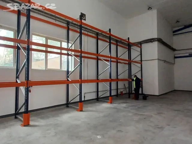 Starší paletové regály - 2