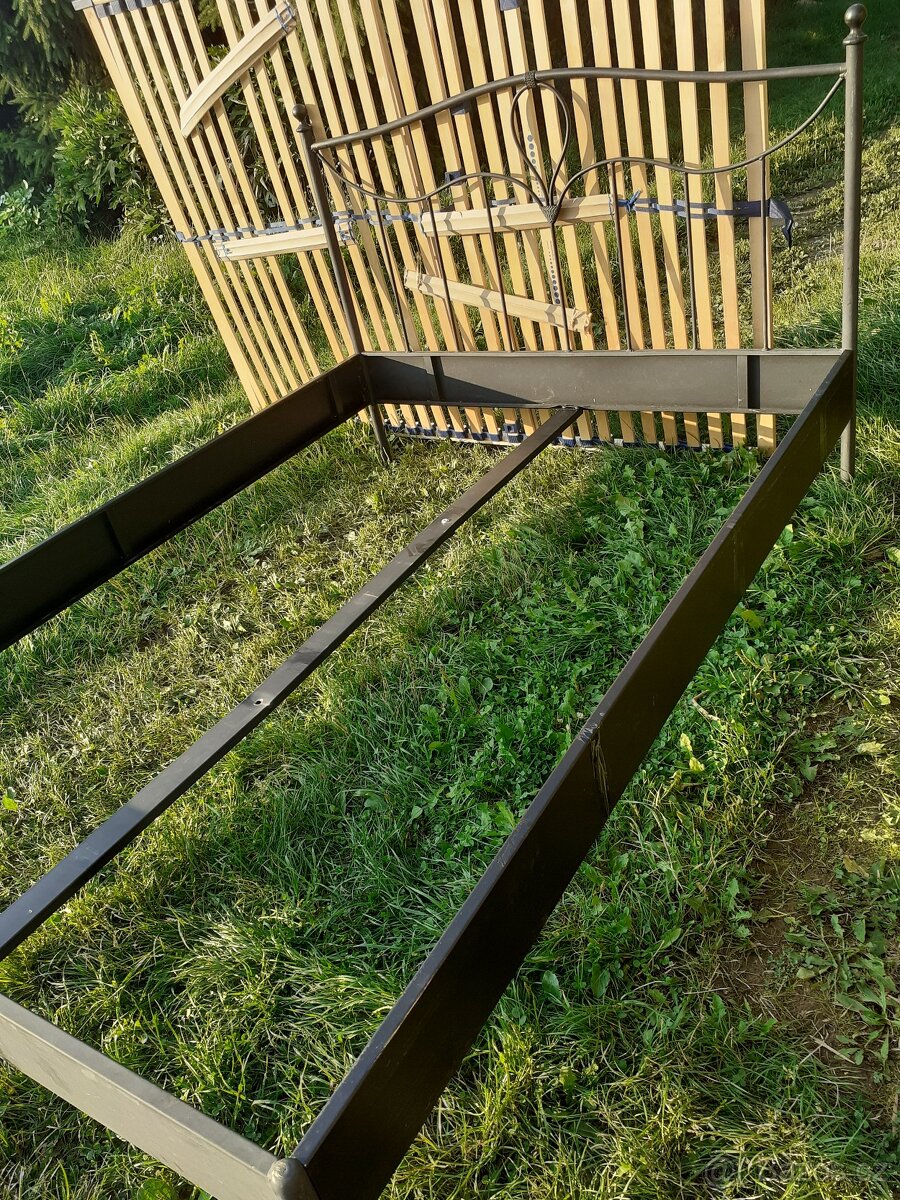 Kovová postel, dvoulůžková 140x200 - 2