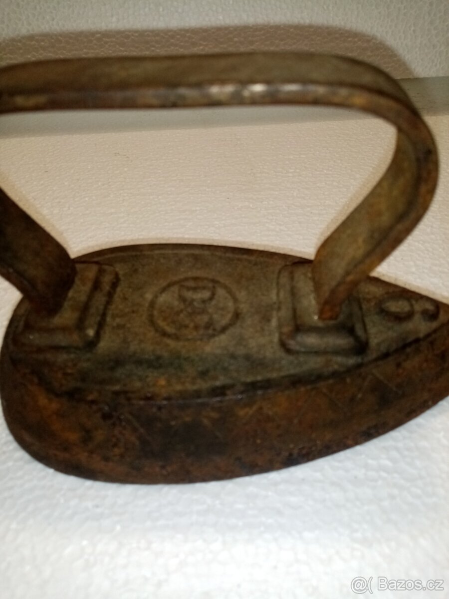 Starožitna retro žehlička 6 - 2