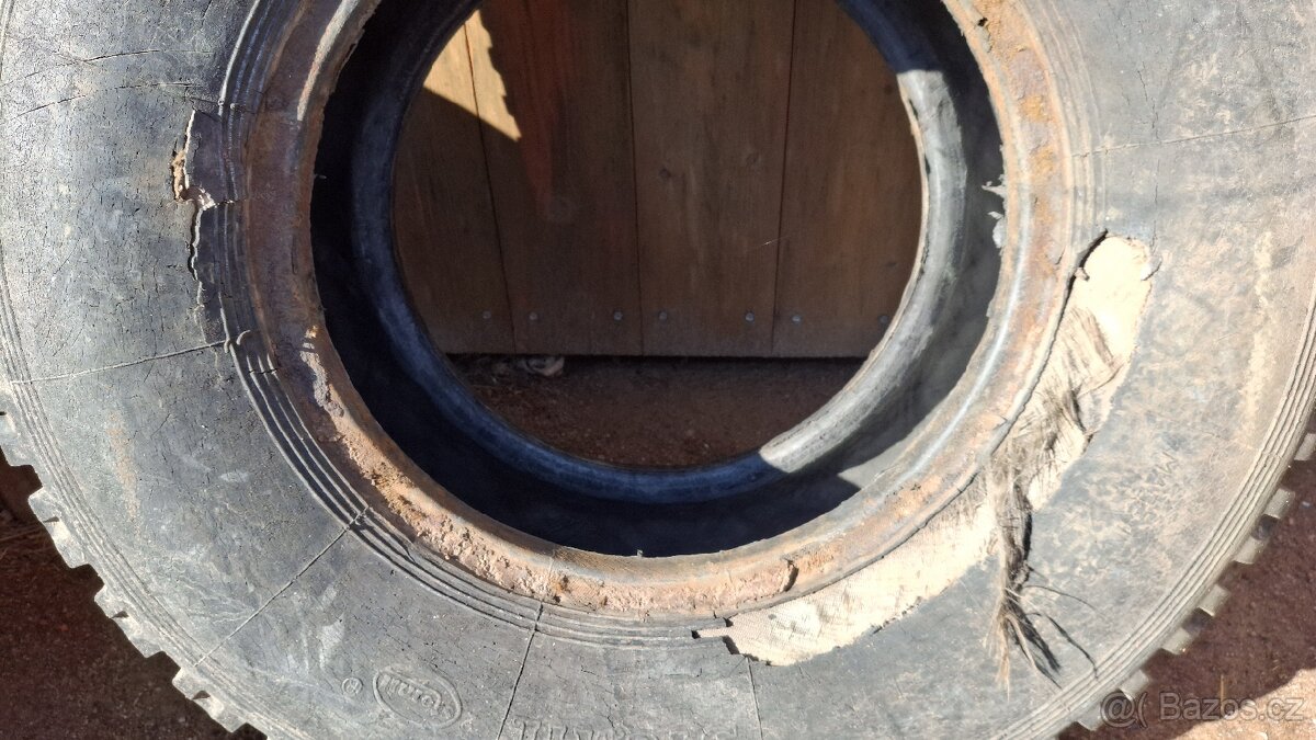 Pneu 11,5-15 10PR - 2