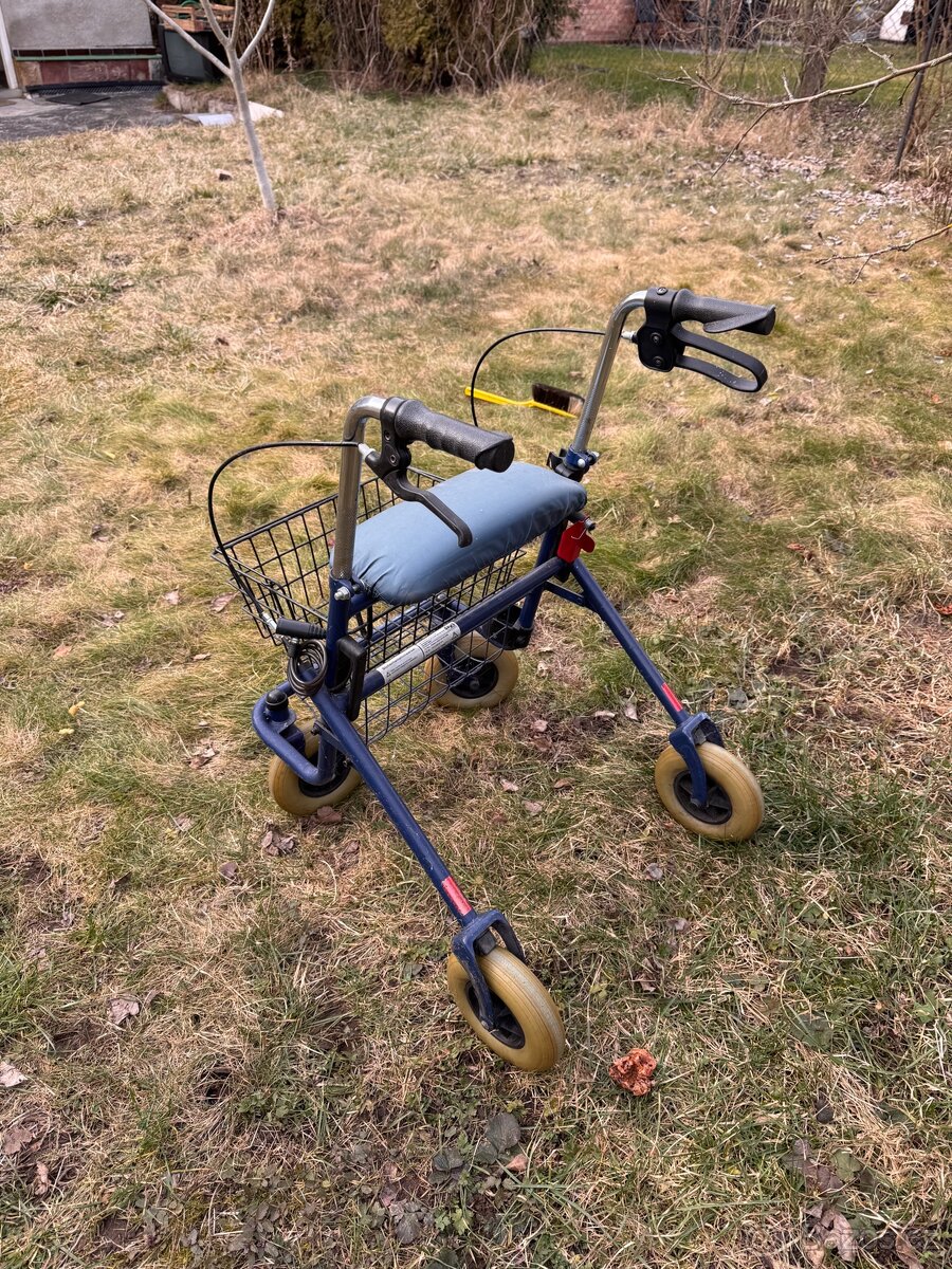 Chodítko pro seniory - 2