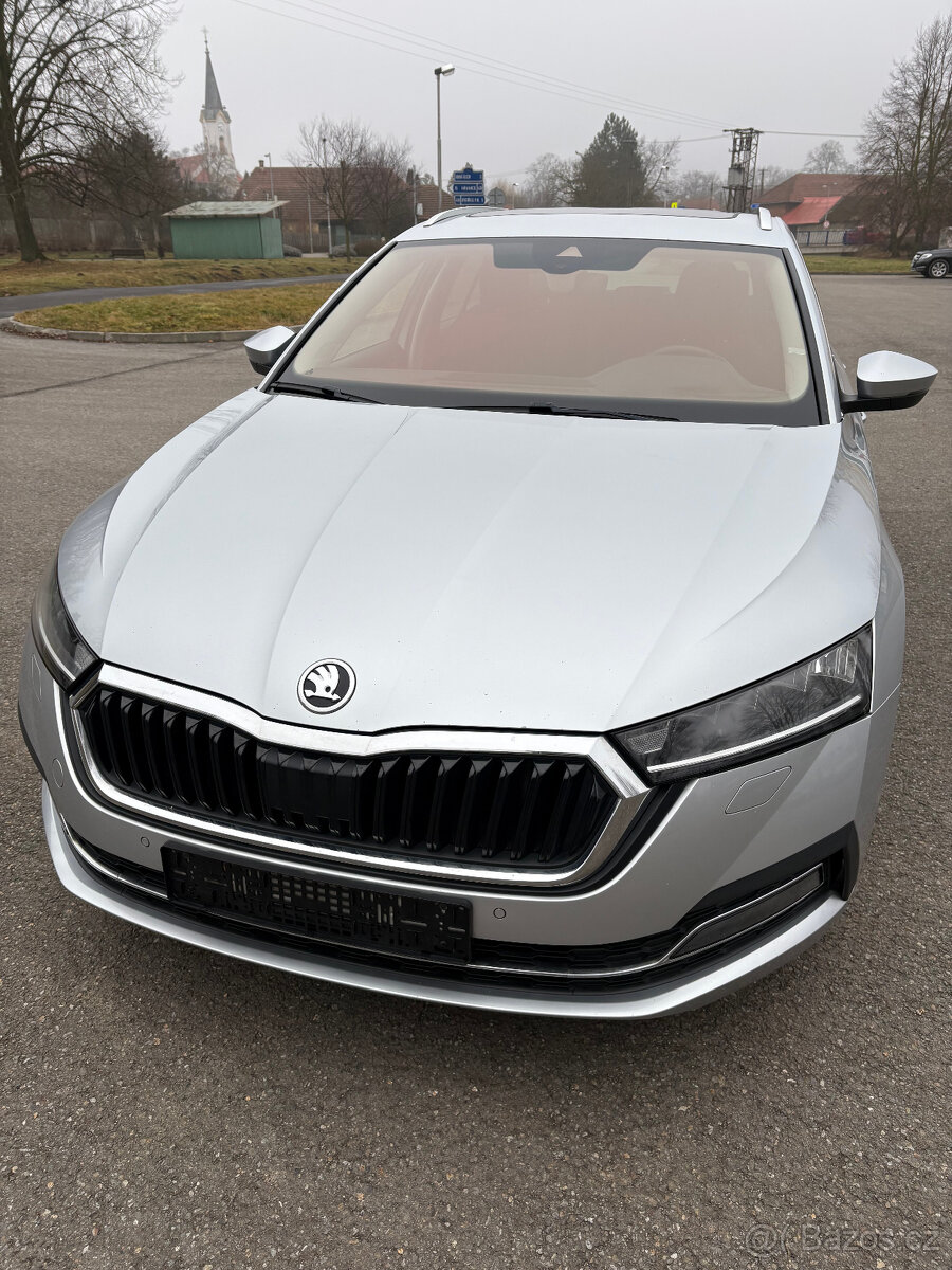 Škoda Octavia IV Combi 1.5 TSI e-TEC DSG - 2