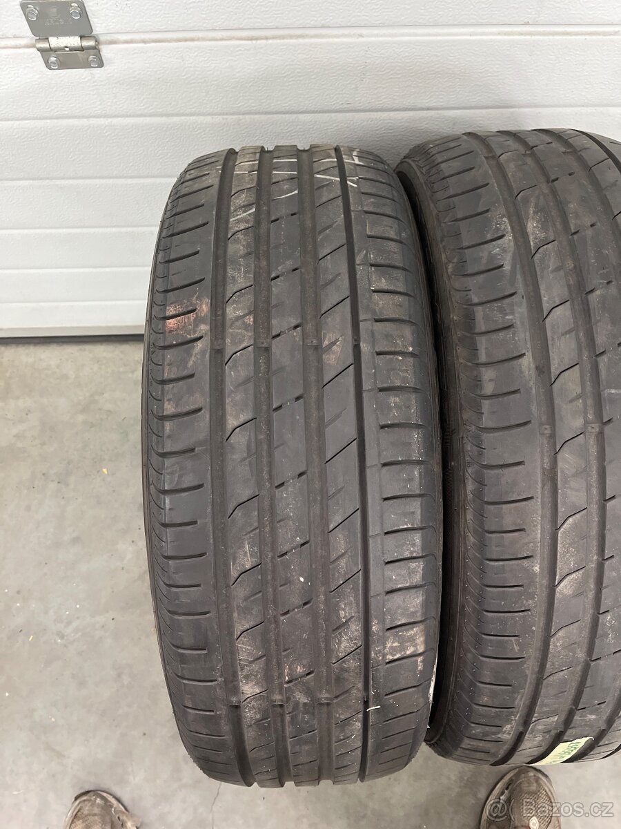Letní pneu 235/55/19 - 2
