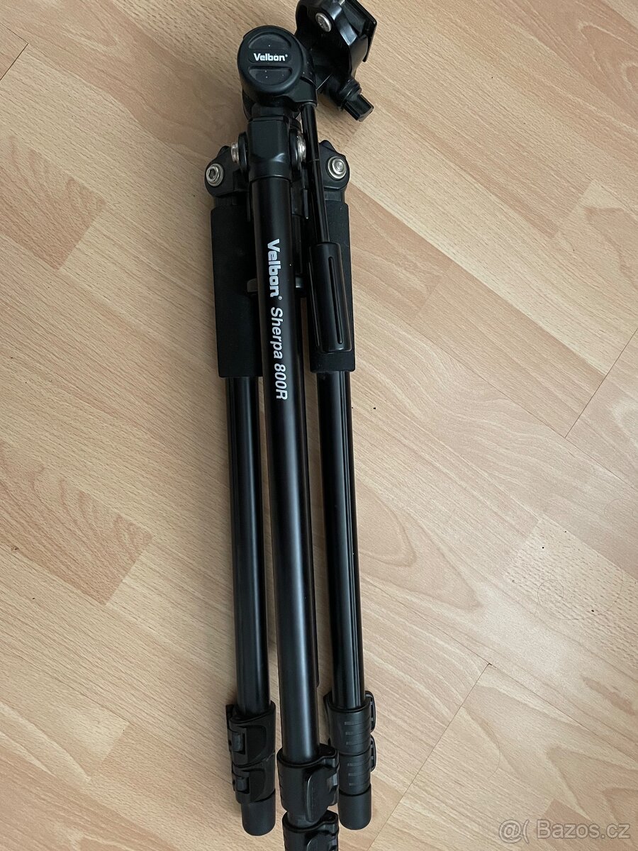 Fotoaparát se stativem - 2