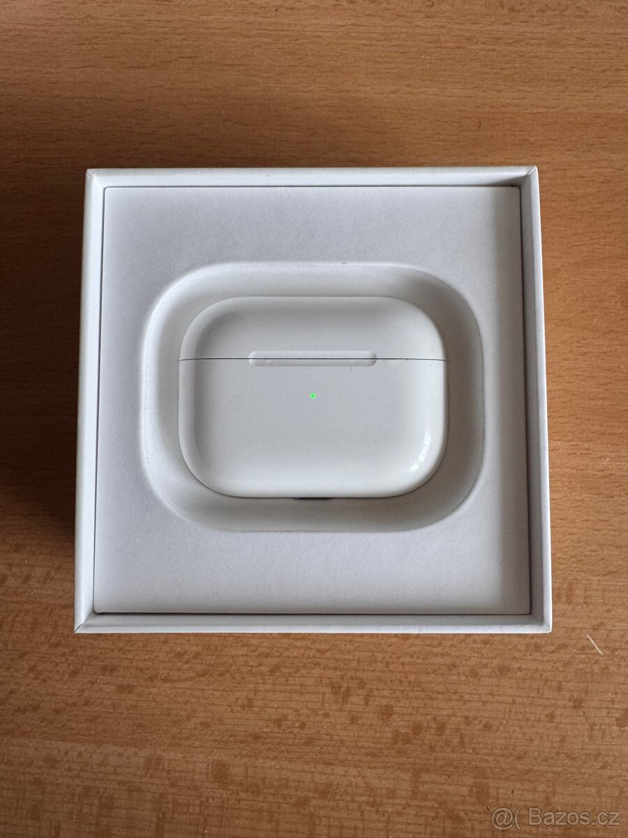 Apple AirPods Pro 1 - 2