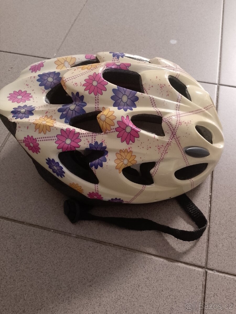 Dětská cyklistická helma - 2