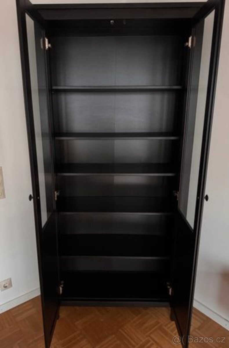VITRÍNA IKEA HEMNES - 2