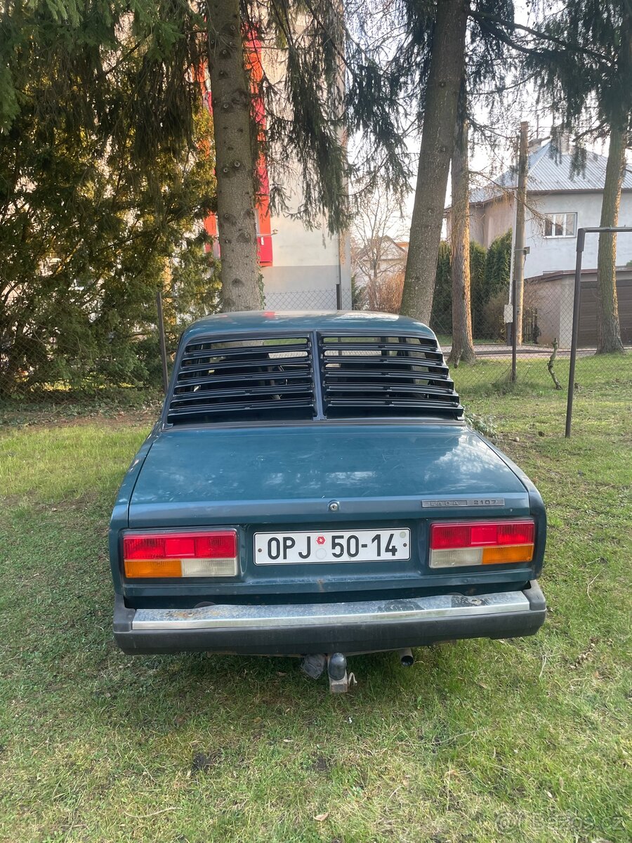 Lada VAZ 2107 1.7i - 2