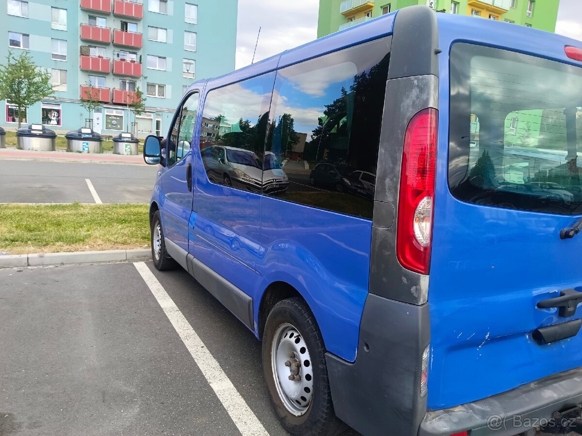 Renault Trafic - 2