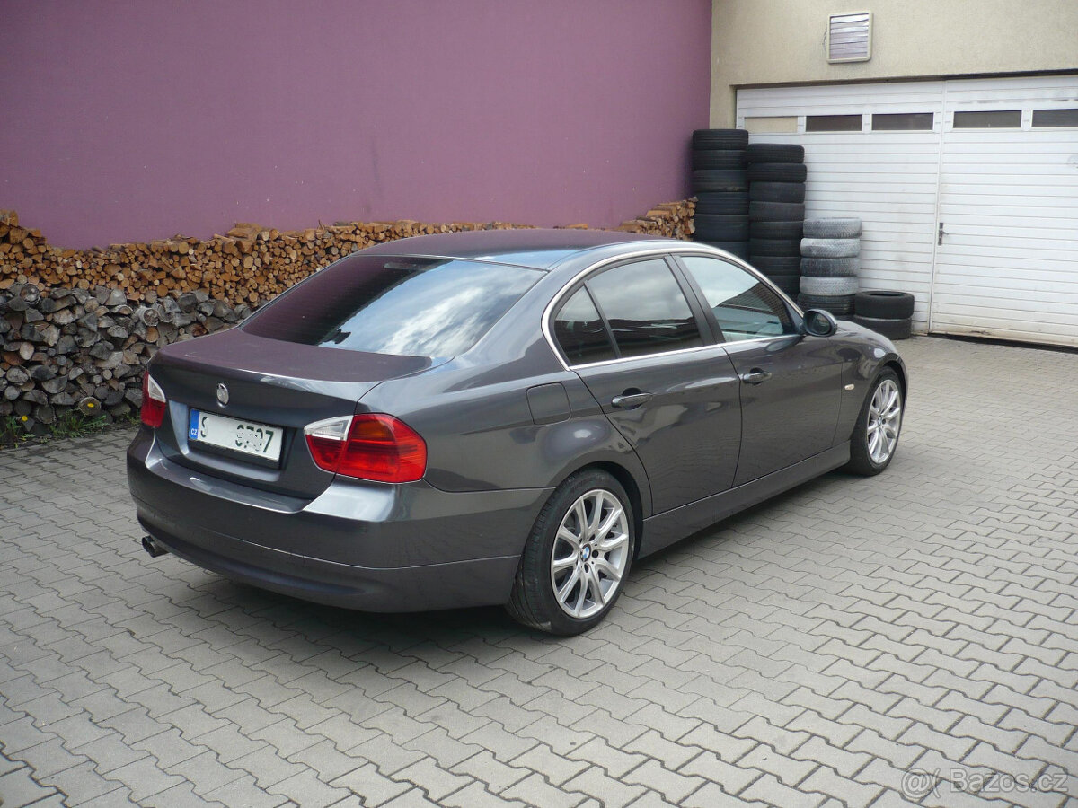 bmw e90 325i , manual - 2