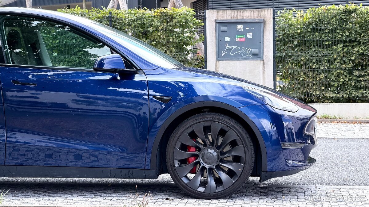 Tesla Model Y PERFORMANCE 2023 - 2