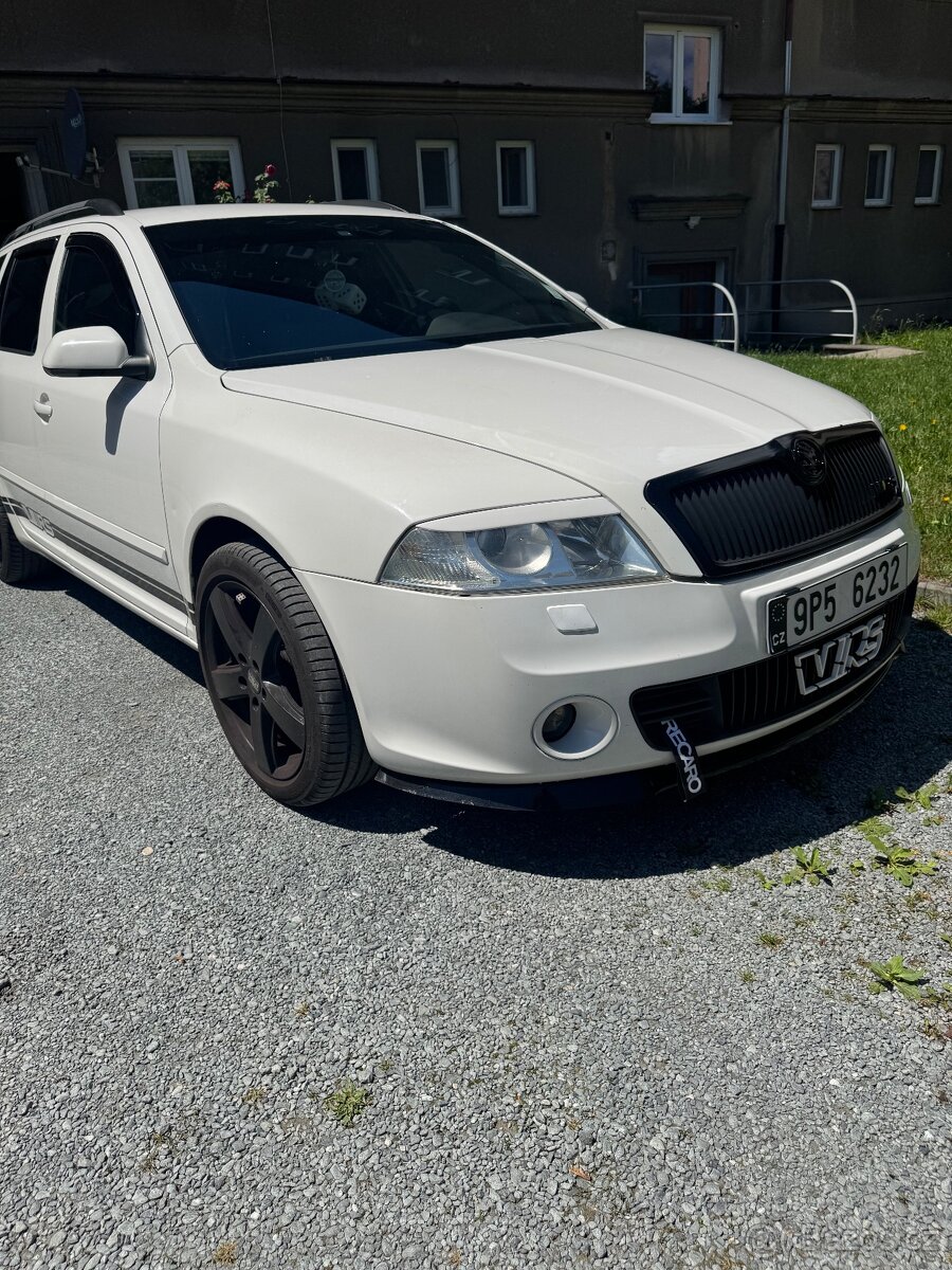 Škoda octavia 2 RS - 2