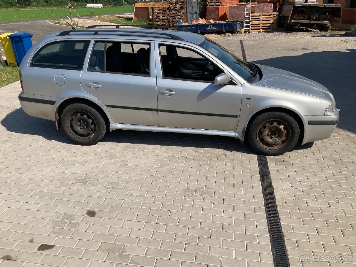 Škoda Octavia 2.0 85 kw combi - 2