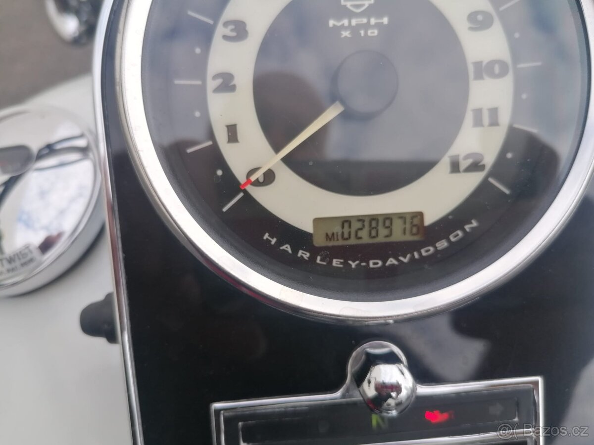 Harley Davidson softail deluxe 2005 - 2