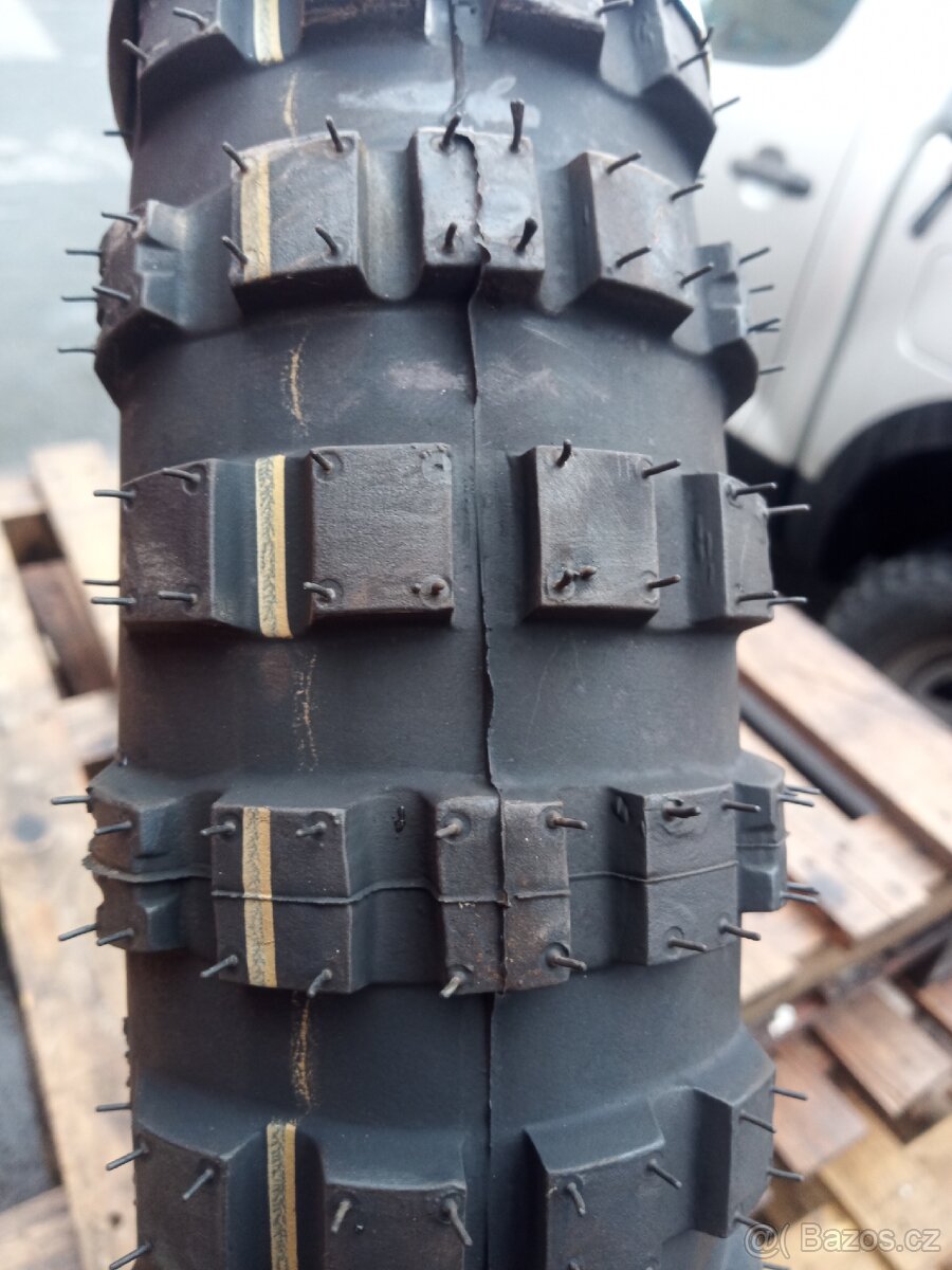 Moto pneu, pneu na motorku enduro