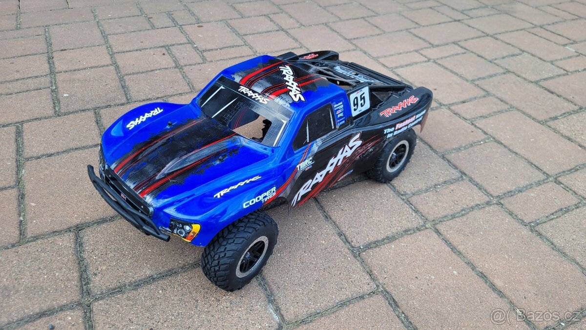 Rc auto traxxas slash 1:10 - 2