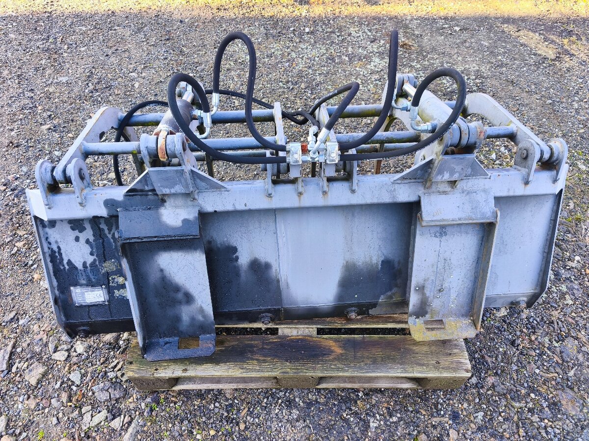 Vidle s přidržovačem. - 2