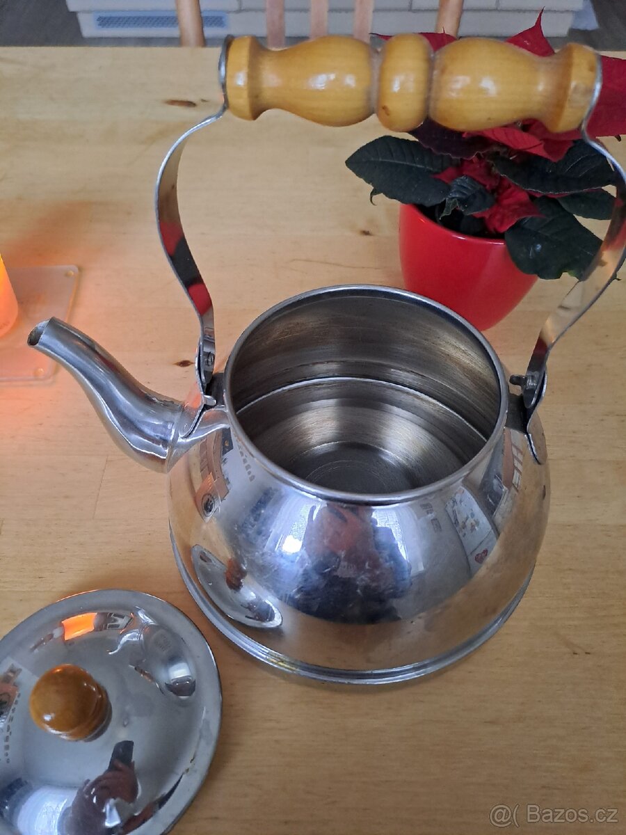 Nerezová retro konvice - 2