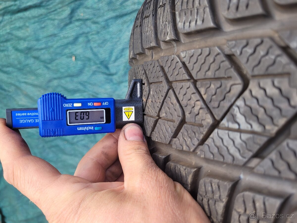 Zimní kola R18 Volkswagen Arteon Almere Pirelli ET40 - 2