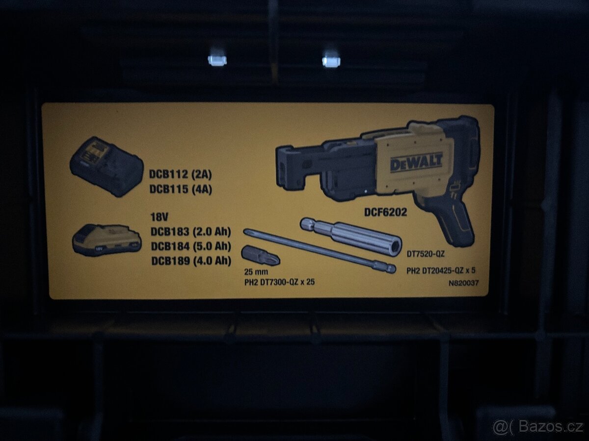 DEWALT 18V XR Aku šroubovák na sádrokarton s podavačem - 2