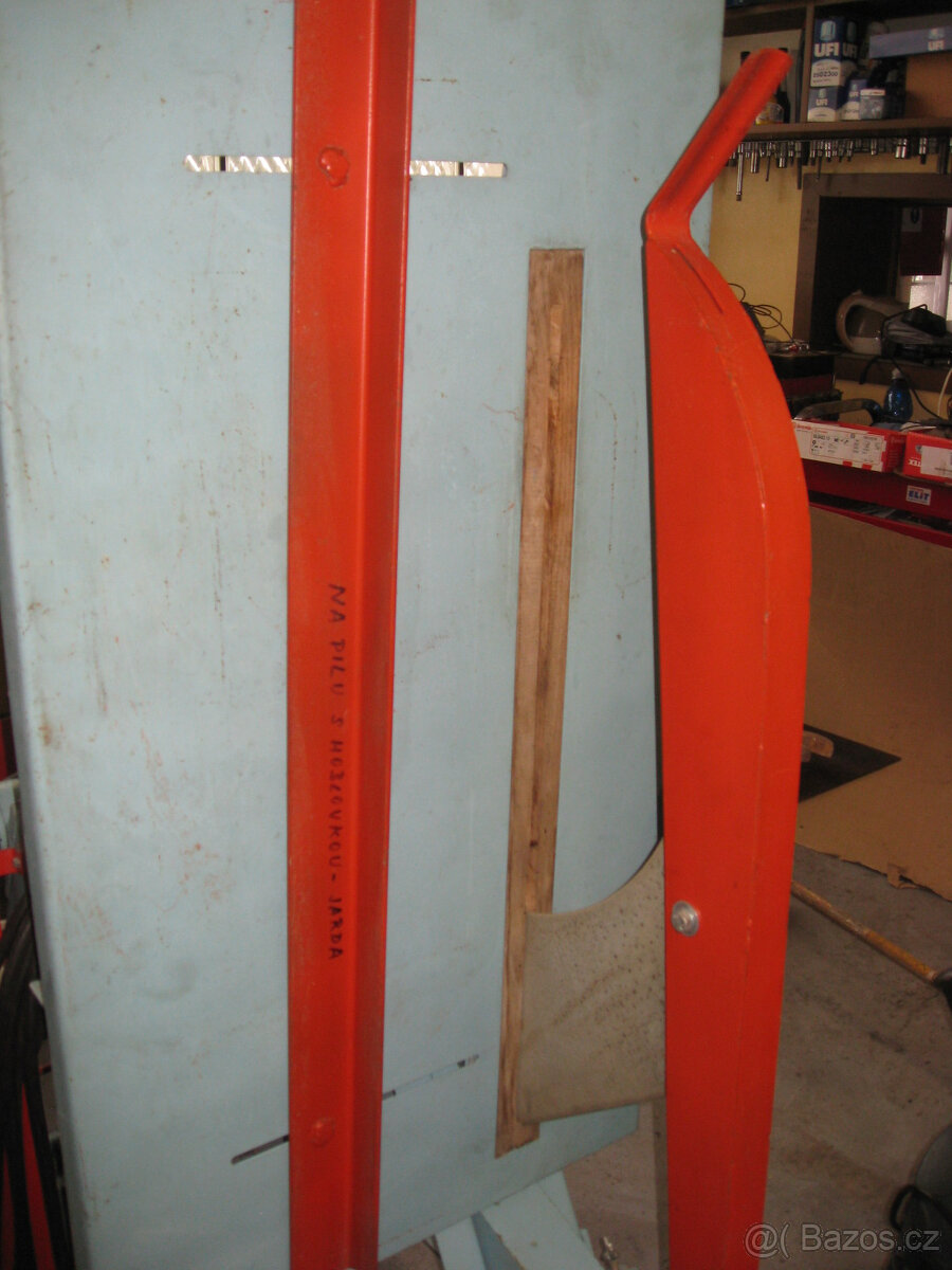 Cirkulárka s hoblovkou - 2