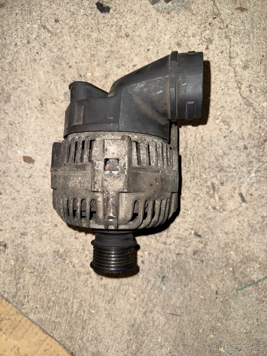 E46 alternátor šestiválec - 2