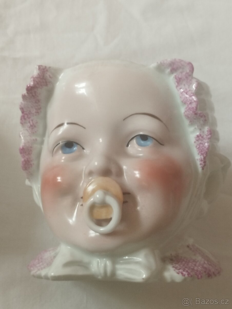 Stará porcelánová dóza na dudlíky - miminko - 2