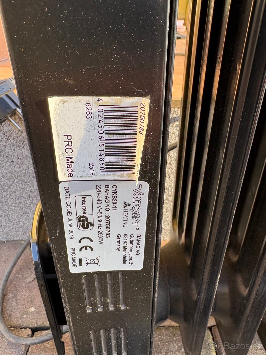 Voltomat HEATING Olejový radiátor 2500 W; 11 žeber - 2