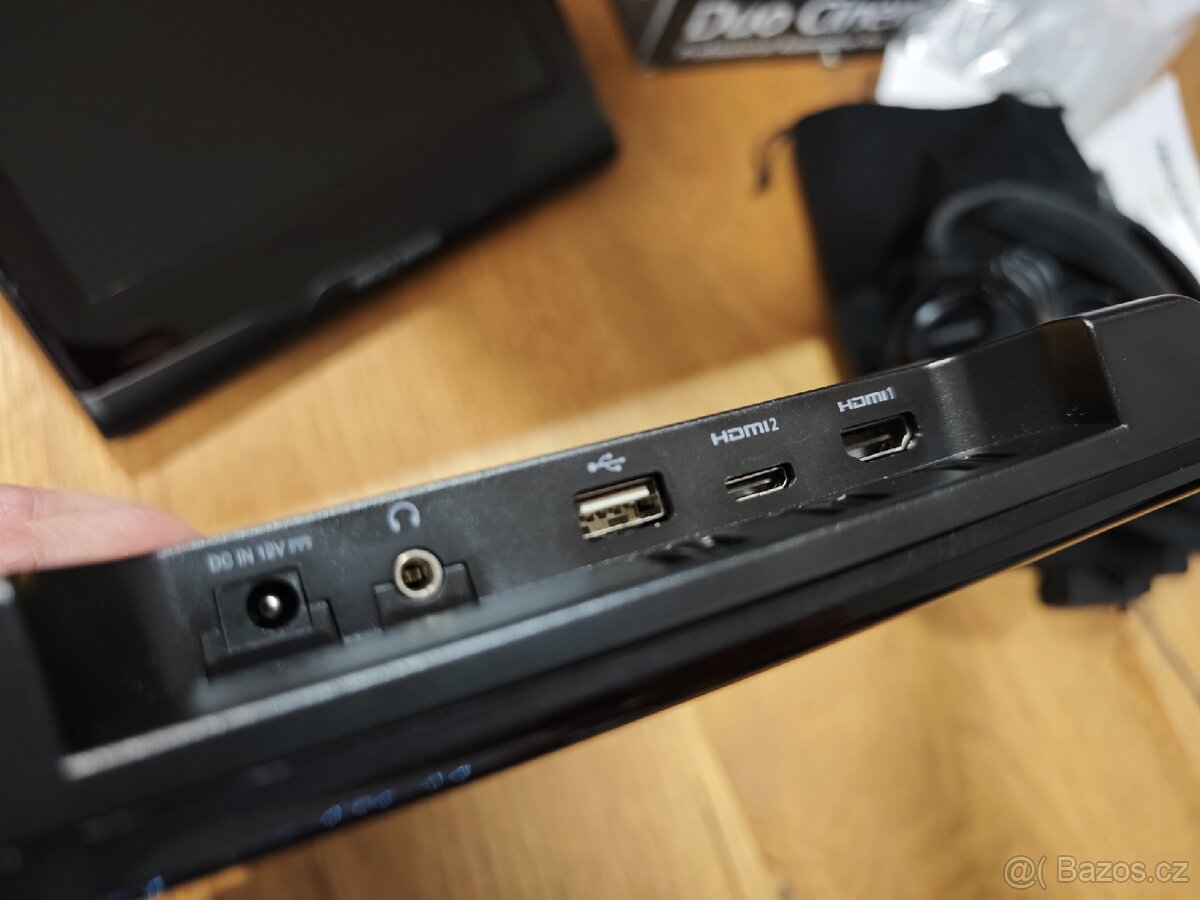 Prodám monitory do auta Nextbase duocinema - 2