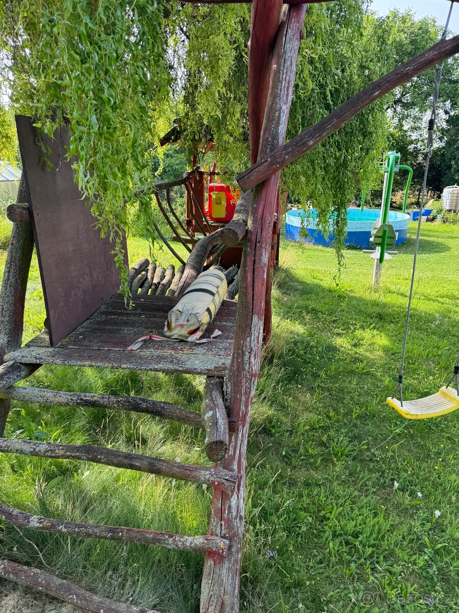 Dětské hřiště - 2