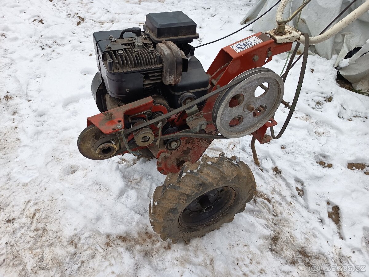 Prodám kultivátor Mountfield - 2