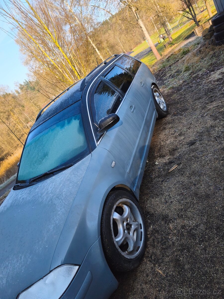 Prodám passat b5.5 1.9tdi 96kw 6q - 2