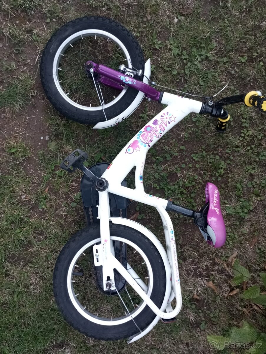 Kolo, odrážedlo a tříkolka - 2