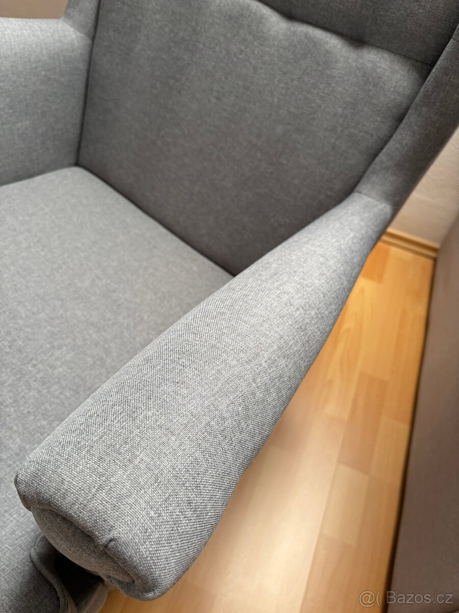 Křeslo s taburetem - 2