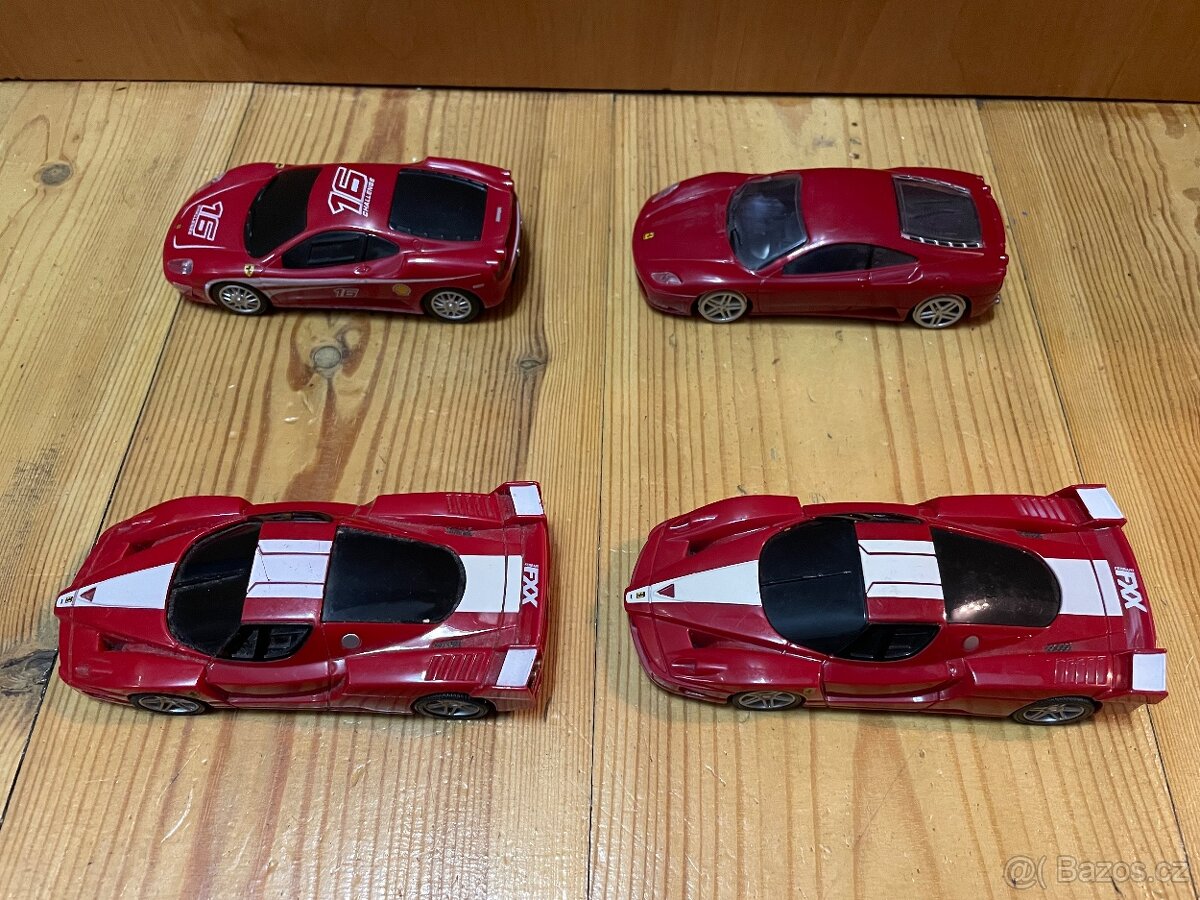 Set autíček Ferrari - hračky - 2