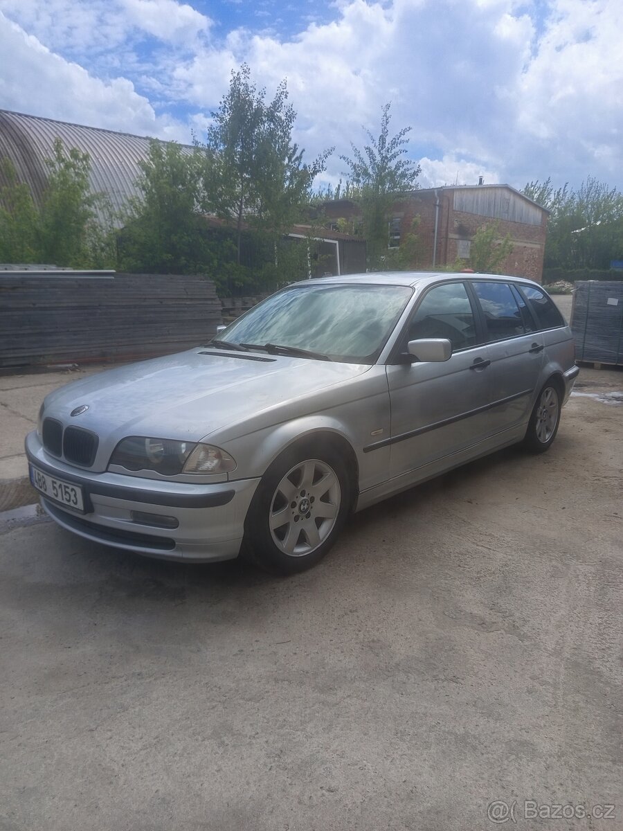 BMW E46 320d manuál - 2