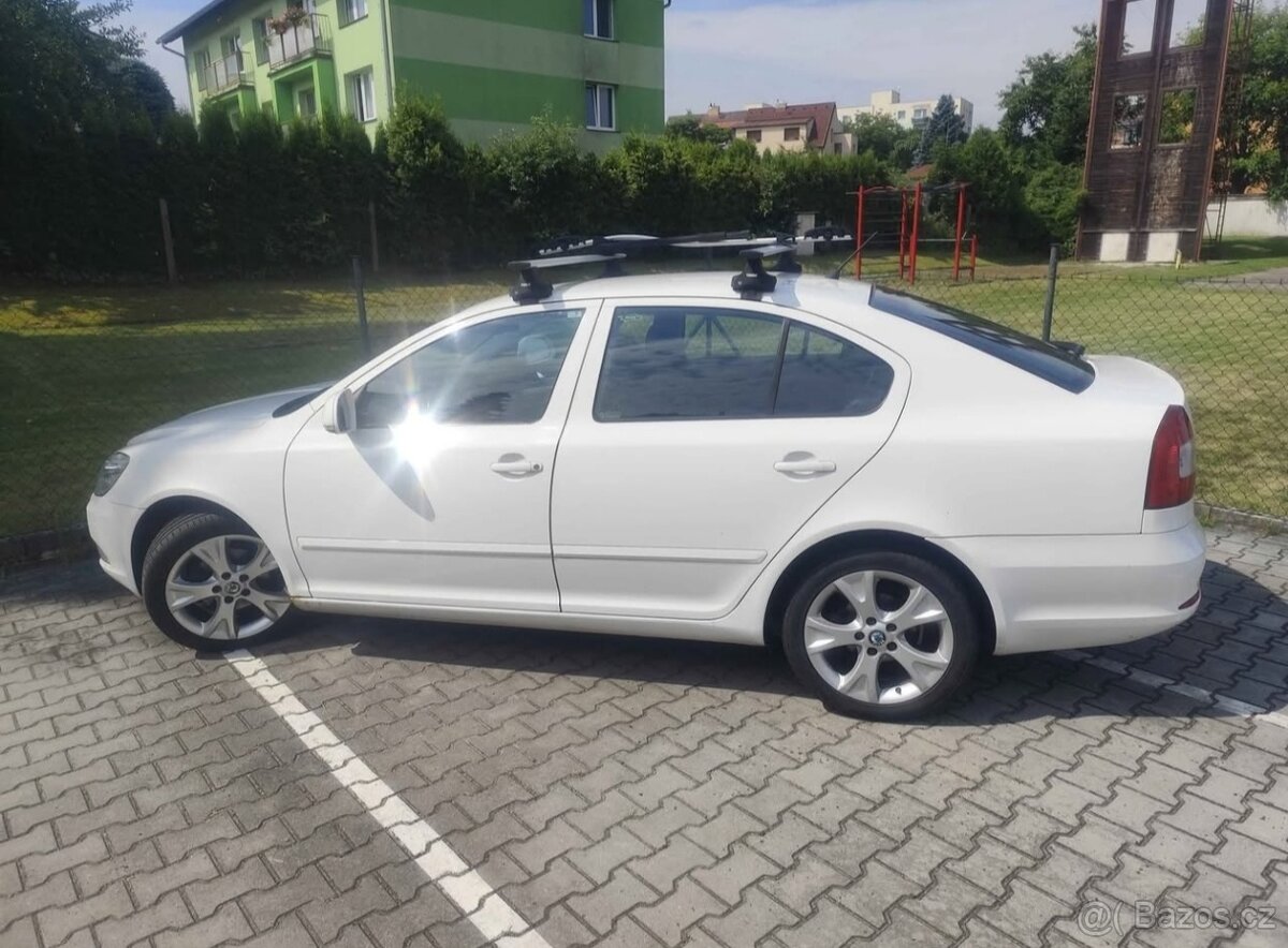 Škoda Octavia příčníky Thule WingBar EVO - 2
