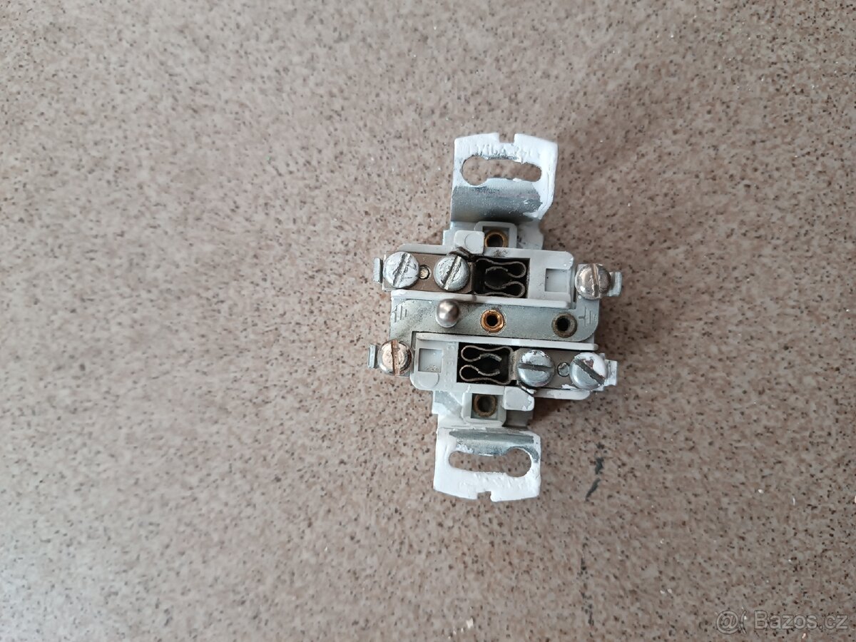 Zasuvky - 2