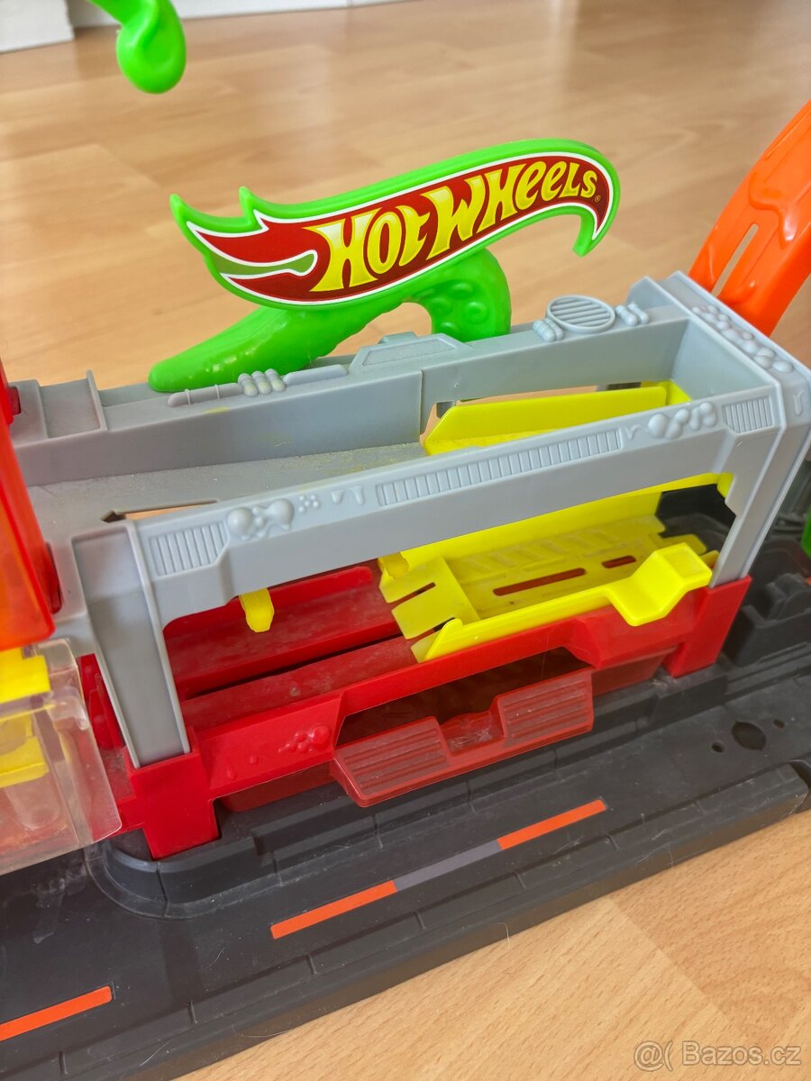 Autodráha Hot Wheels chobotnice - 2