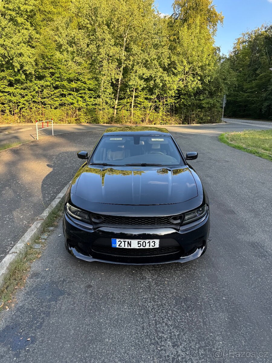 Dodge Charger 5.7 HEMI AWD - 2