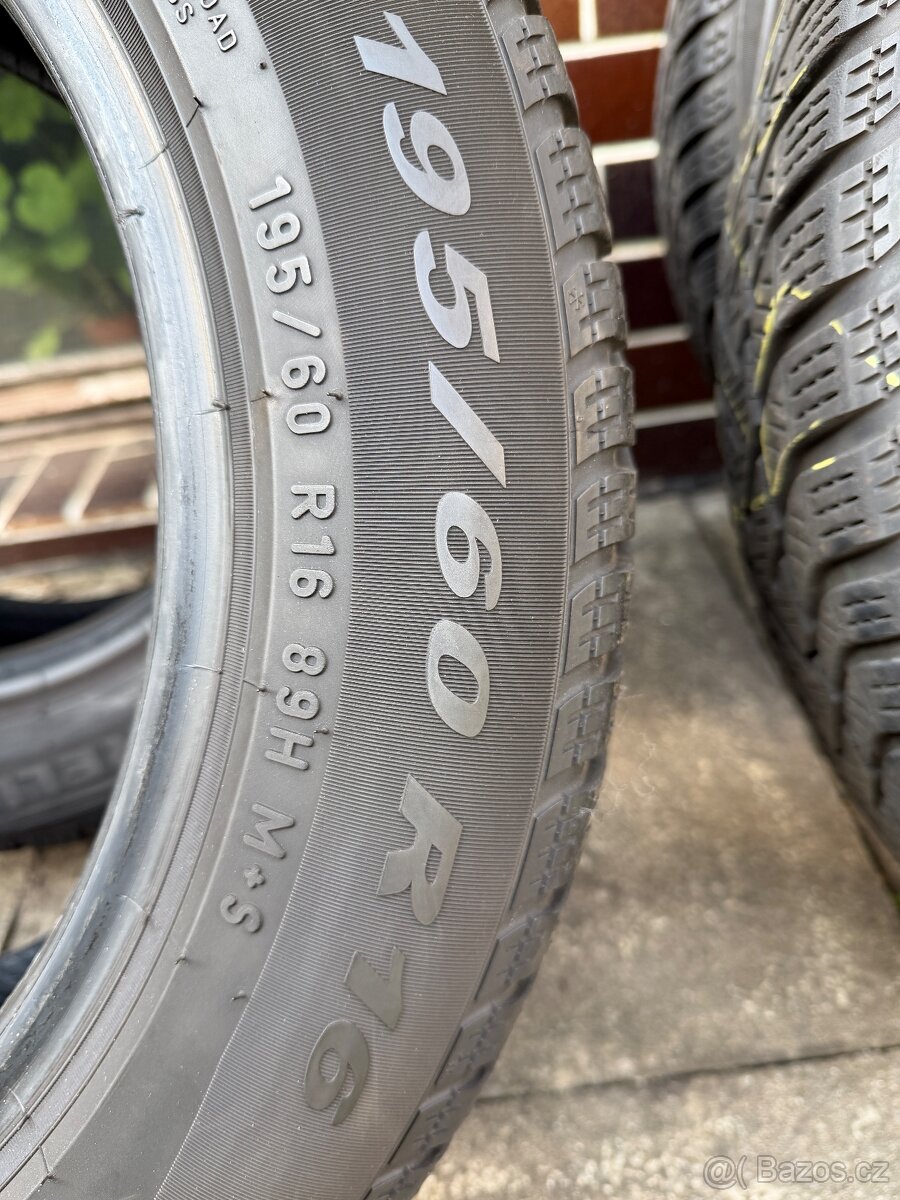 zimní Pirelli 195/60 R16 89H - 2