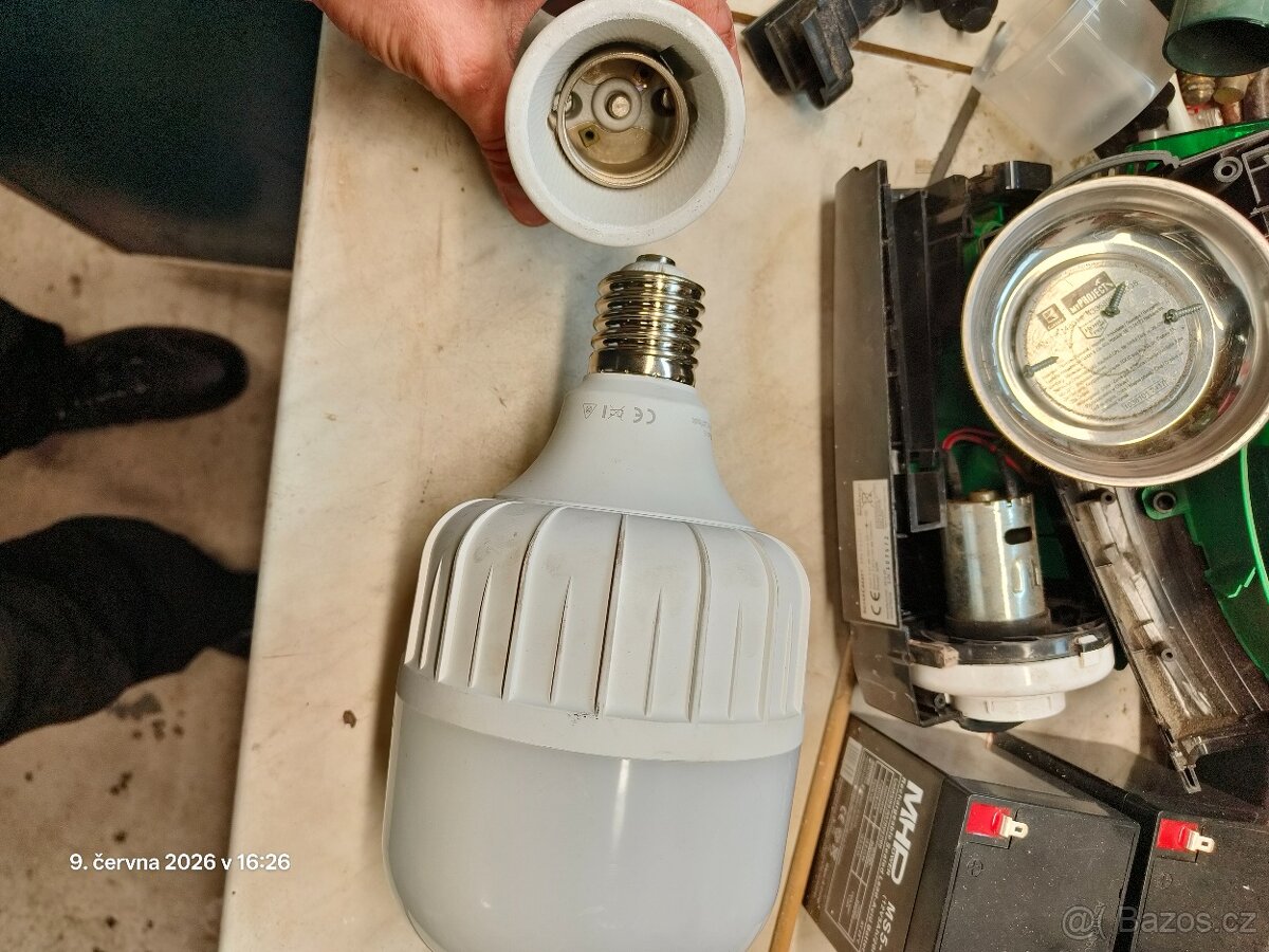 Žárovka Led výbojka s paticí E40 46W - 2