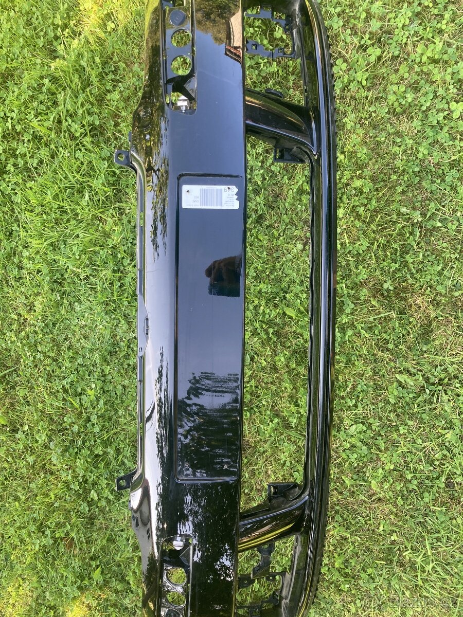 Přední nárazník VW Golf 5 - 2