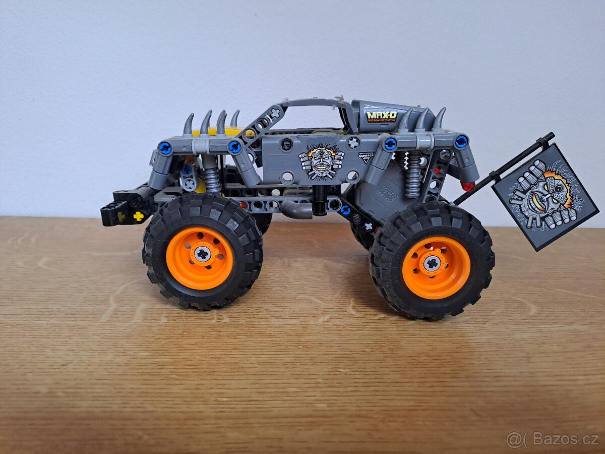 Stavebnice Lego Technik monstrtruck MAX-0 - 2