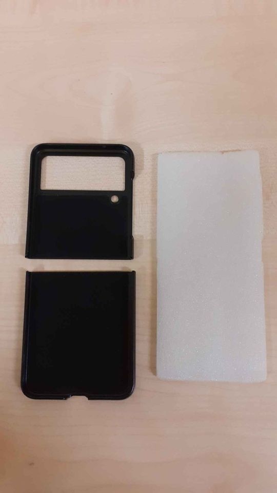 Obal na Samsung Galaxy Z Flip4 - 2