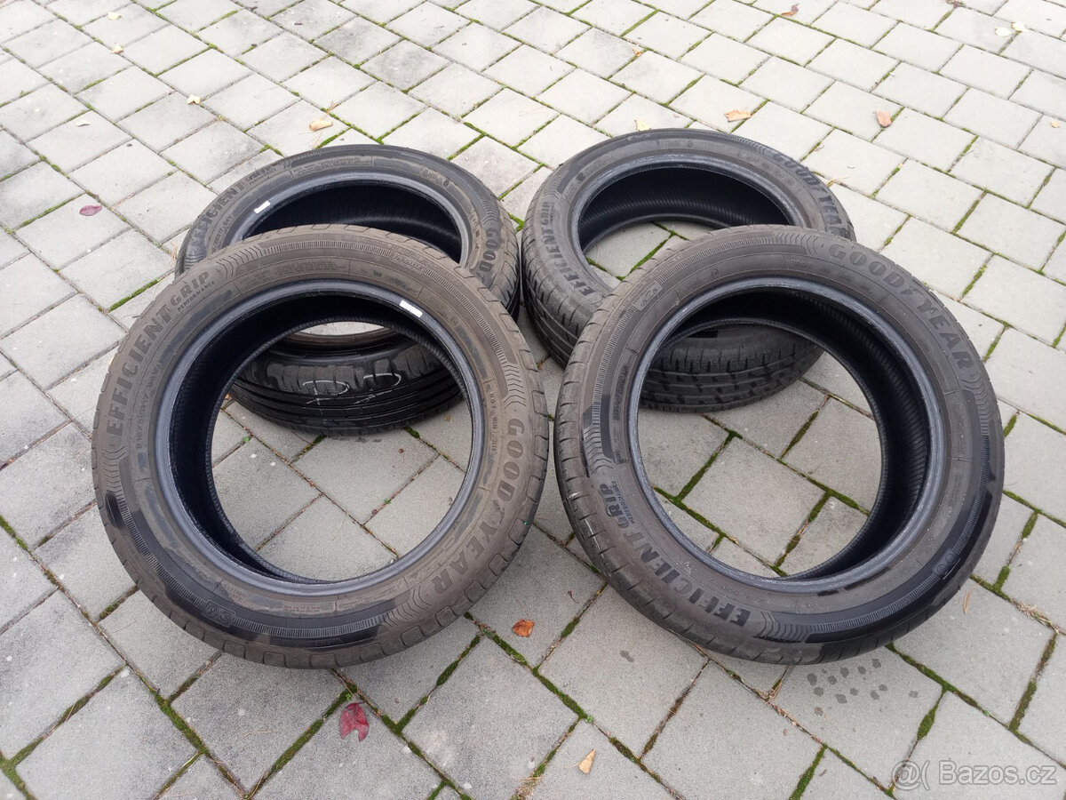 Letní pneu 215/55 R17 94V - 2