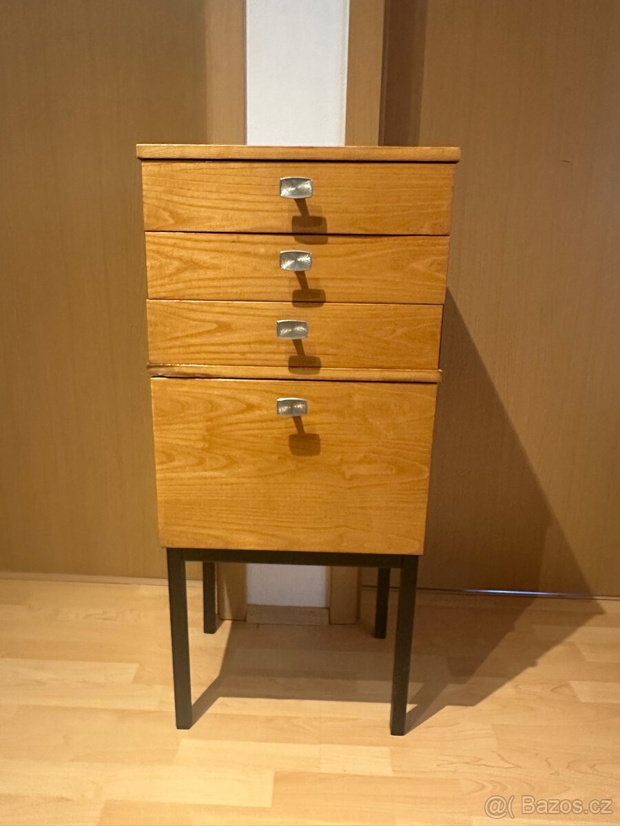 Retro noční stolky - 2