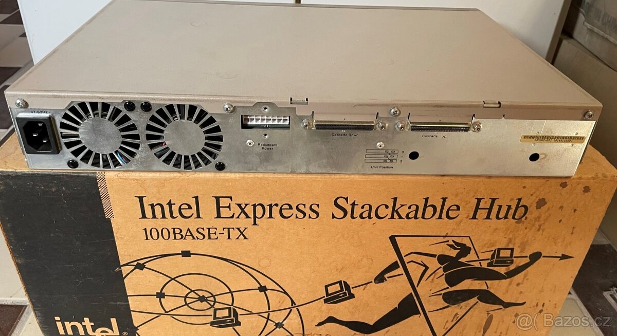 Ethernet Hub 12port Intel Express 100BASE-TX rarita - 2