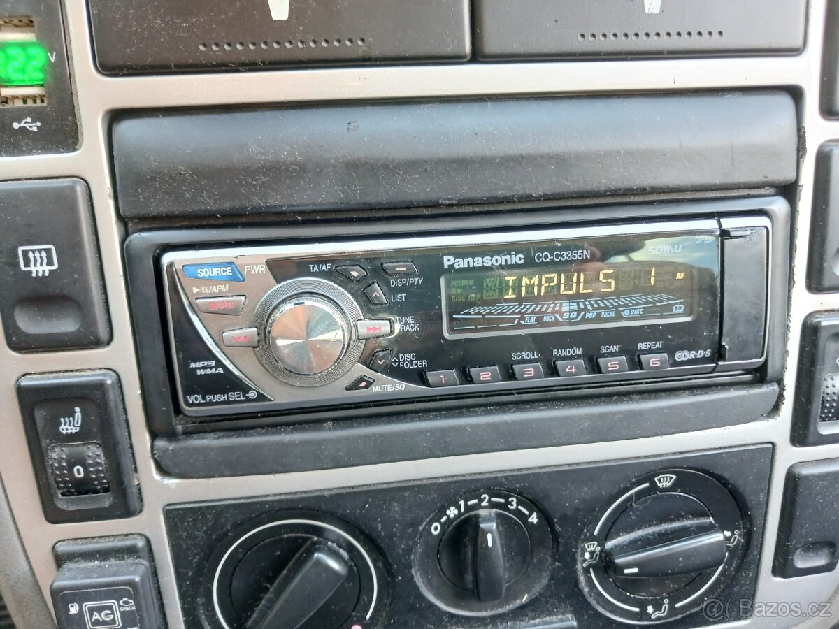 Autorádio Panasonic CQ-C3555N USB MP3 - 2